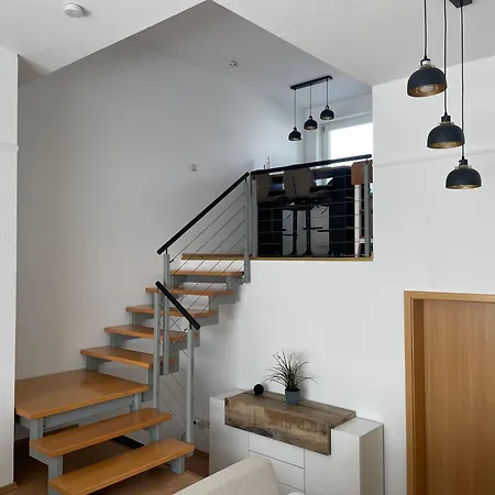 Bella Homestay Gotha